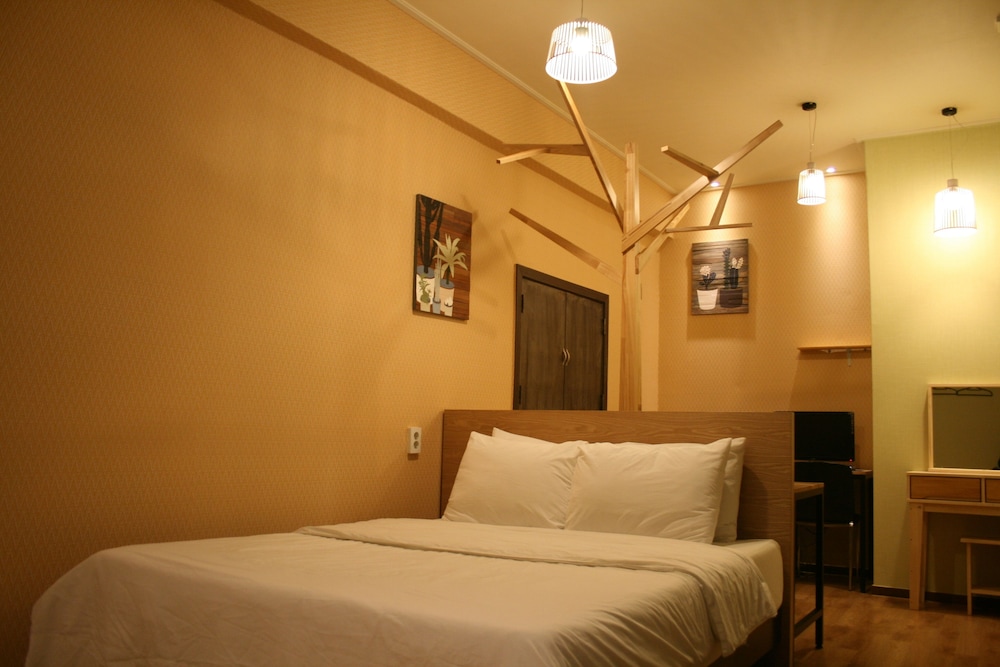 SUPERIOR, DOUBLE BED