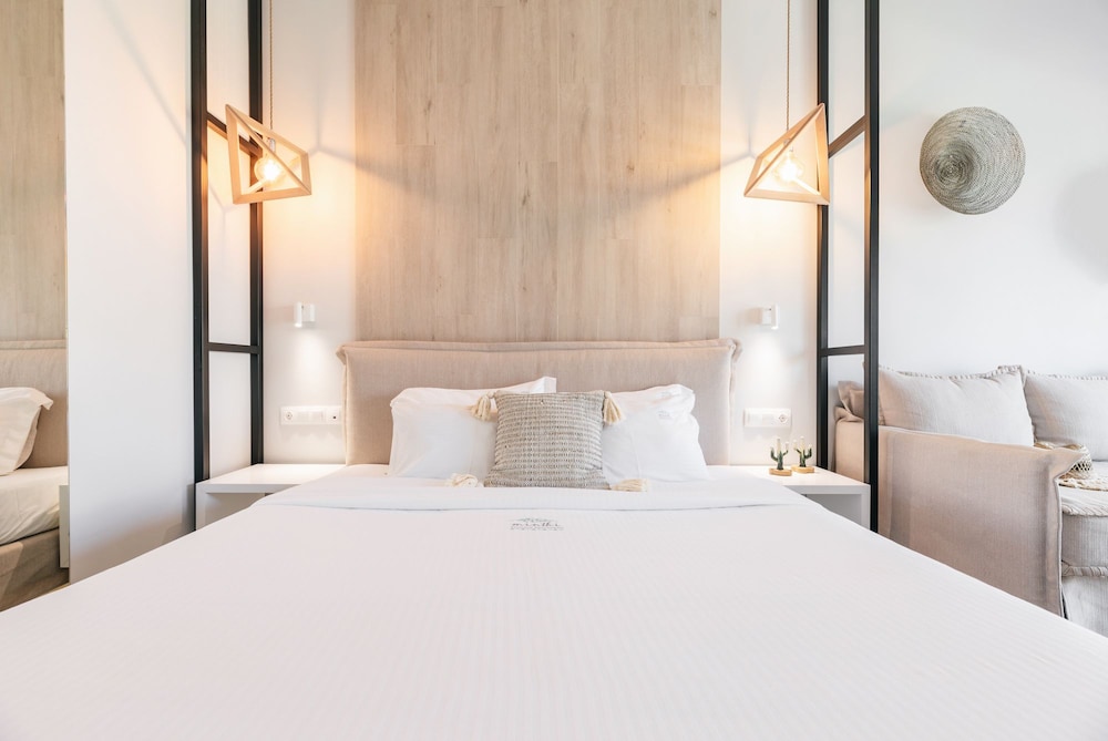 Minthi Boutique Apartments 17/50