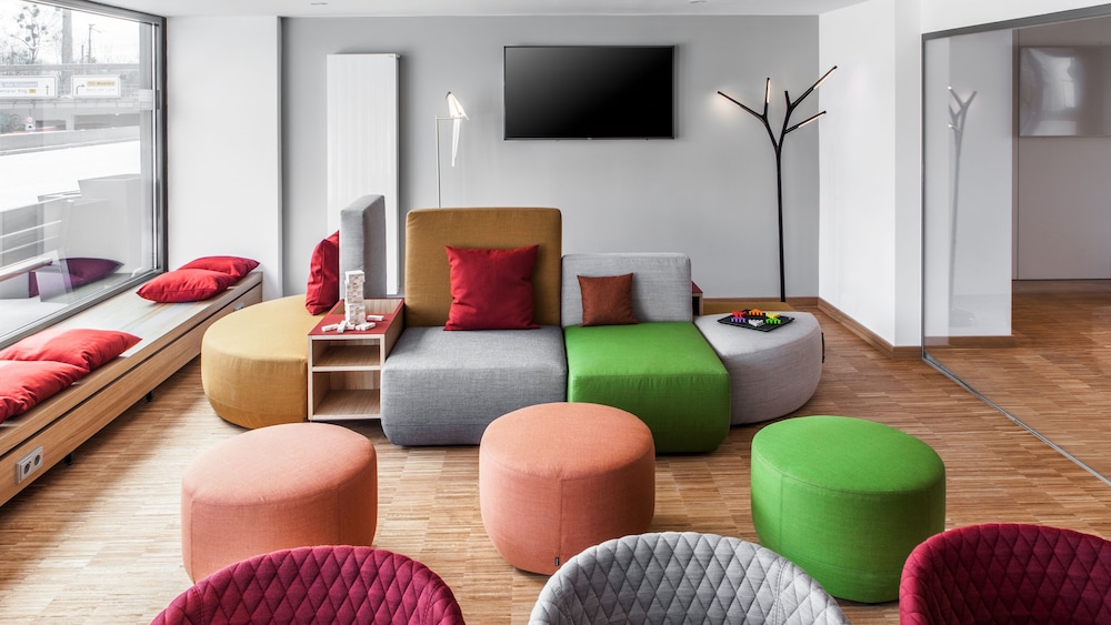 Holiday Inn Munich Leuchtenbergring, an IHG Hotel 54/63