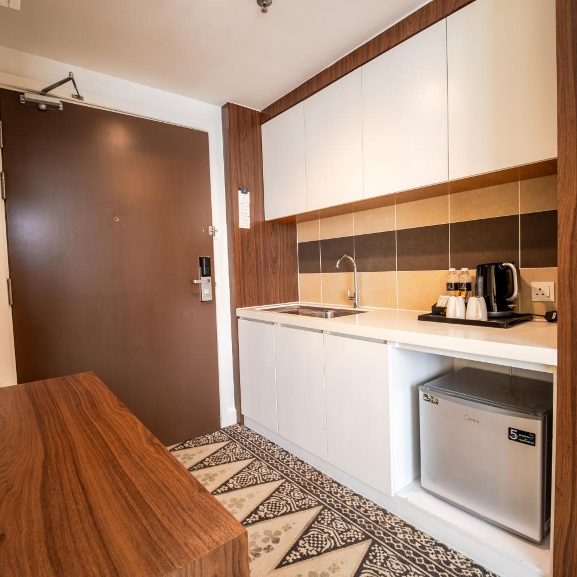 UTM Hotel & Residence 11/66