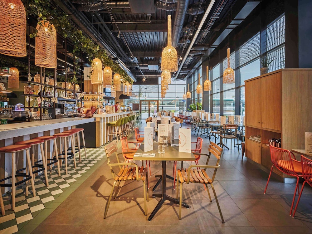 Mercure Paris Orly Tech Airport 60/78