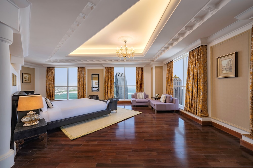 Dusit Hotel And Suites 15/64