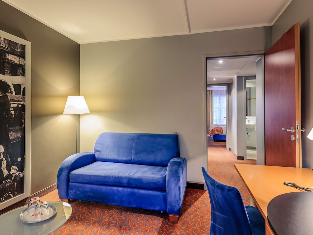 Mercure Hotel & Residenz Checkpoint Charli 32/48