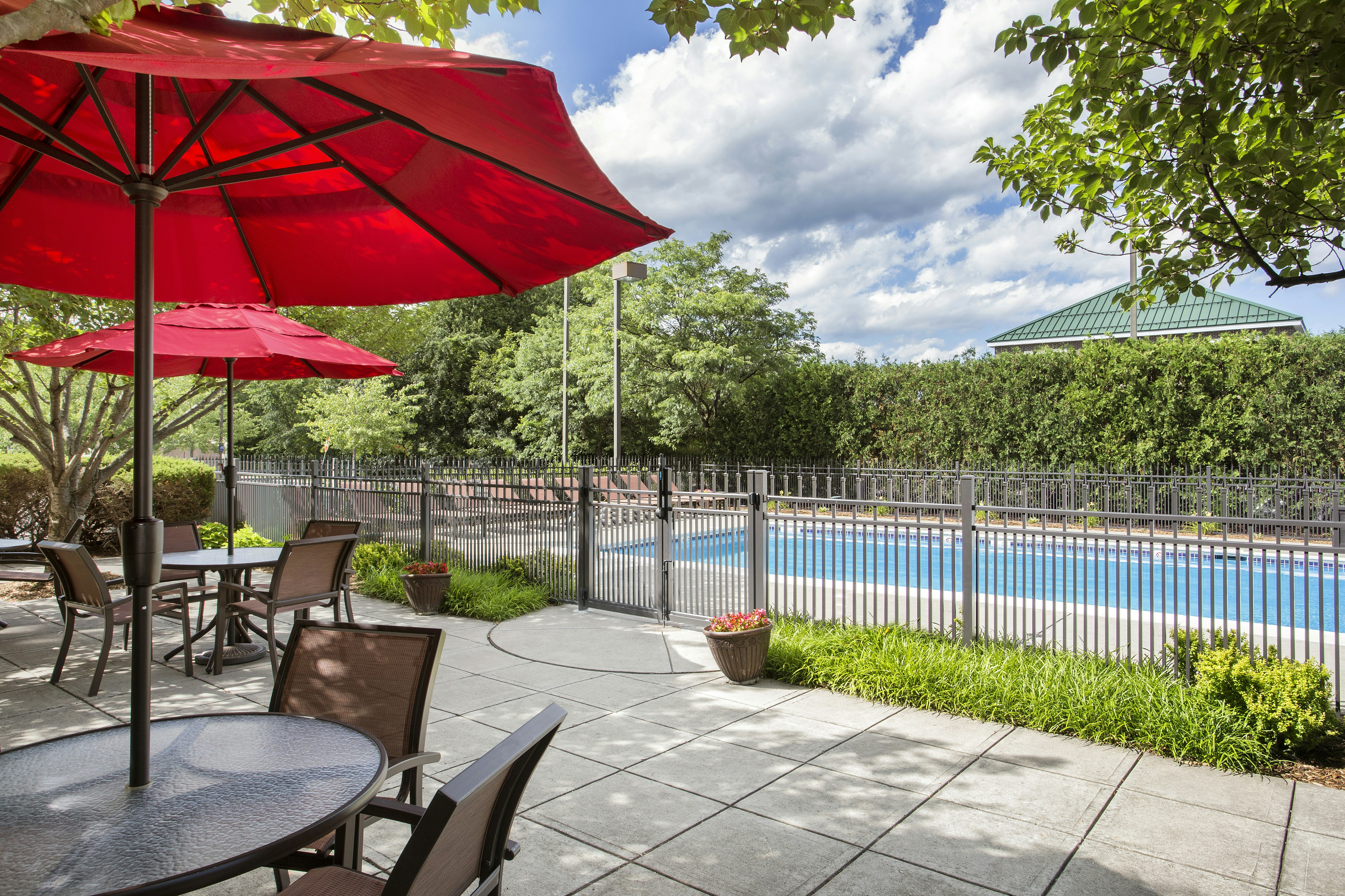 Hampton Inn Middletown 32/48