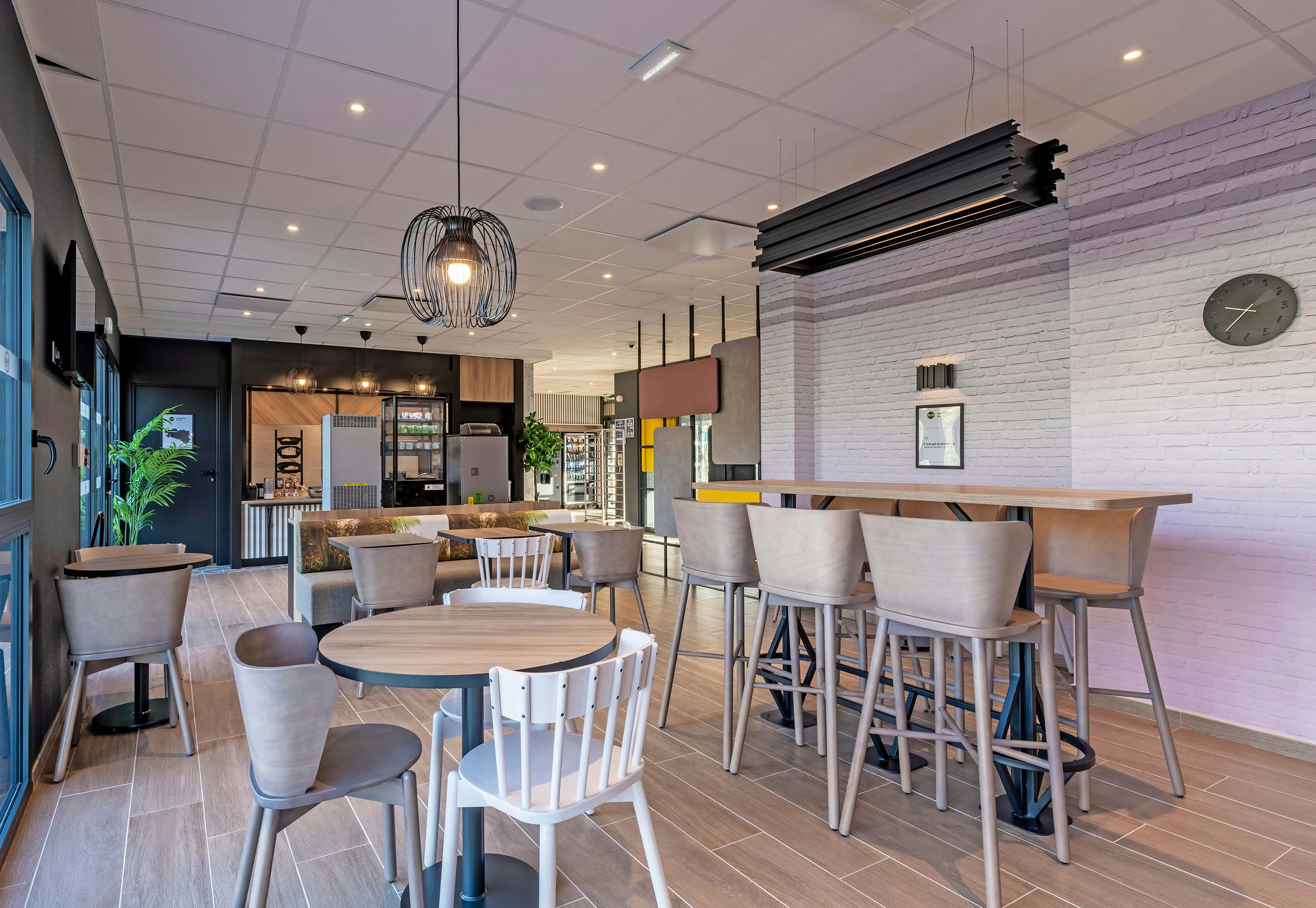B&B HOTEL Landerneau Bois Noir 26/31