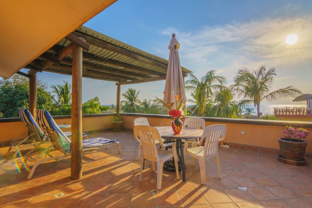 Casamar Suites 44/50