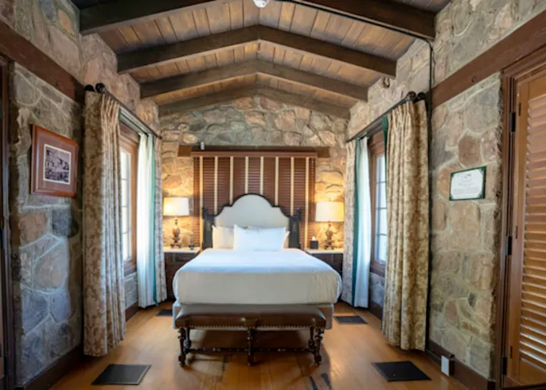 The inn at Death Valley 10/41