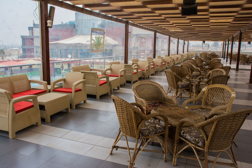 Jewel Sports City Resort And Spa 44/58