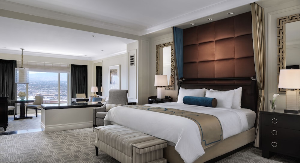 The Palazzo Prestige Club Lounge 13/68