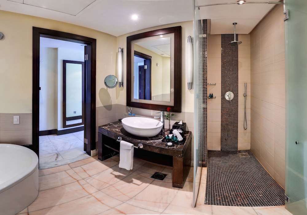 فندق سوفيتل كورنيش الخبر(Sofitel Al Khobar the Corniche) 33/66