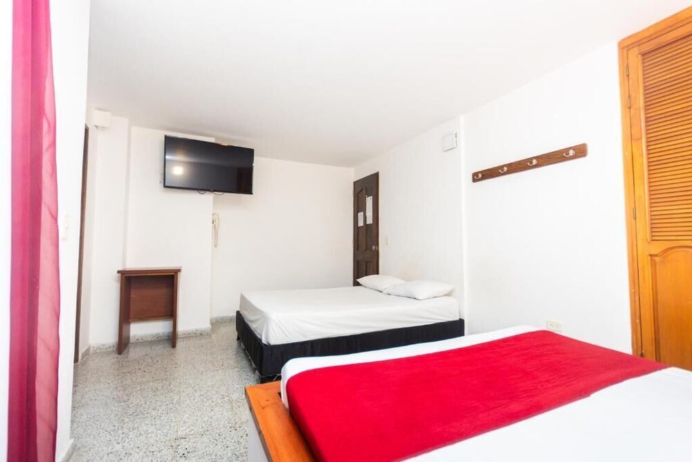 Hotel Bicentenario Rionegro 10/23