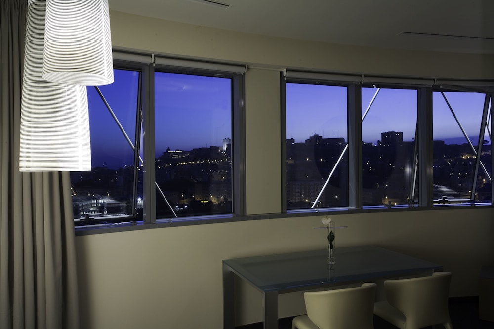 Unahotels T Hotel Cagliari 62/62