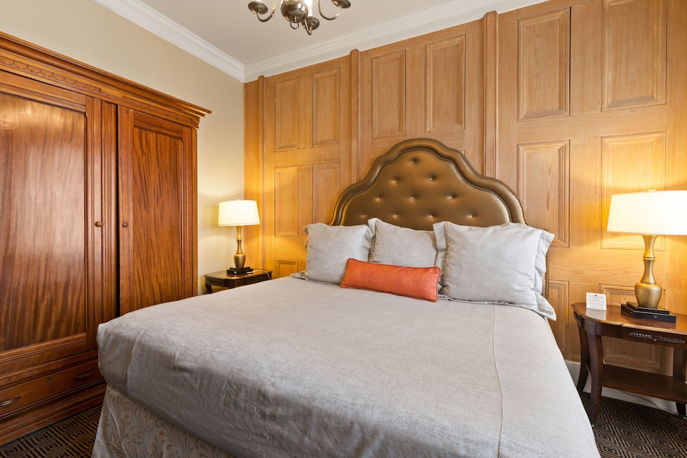 Hotel Provincial 13/42