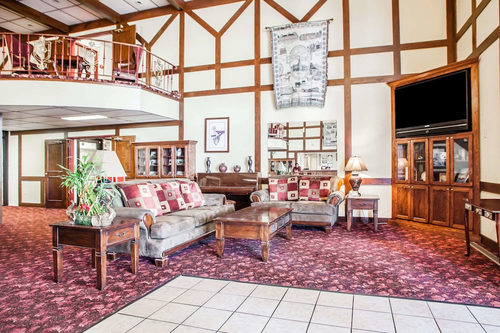 Econo Lodge Truman Inn 37/48