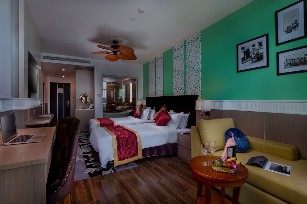 The Hanoi Club Hotel Lake Palais Residences 28/61