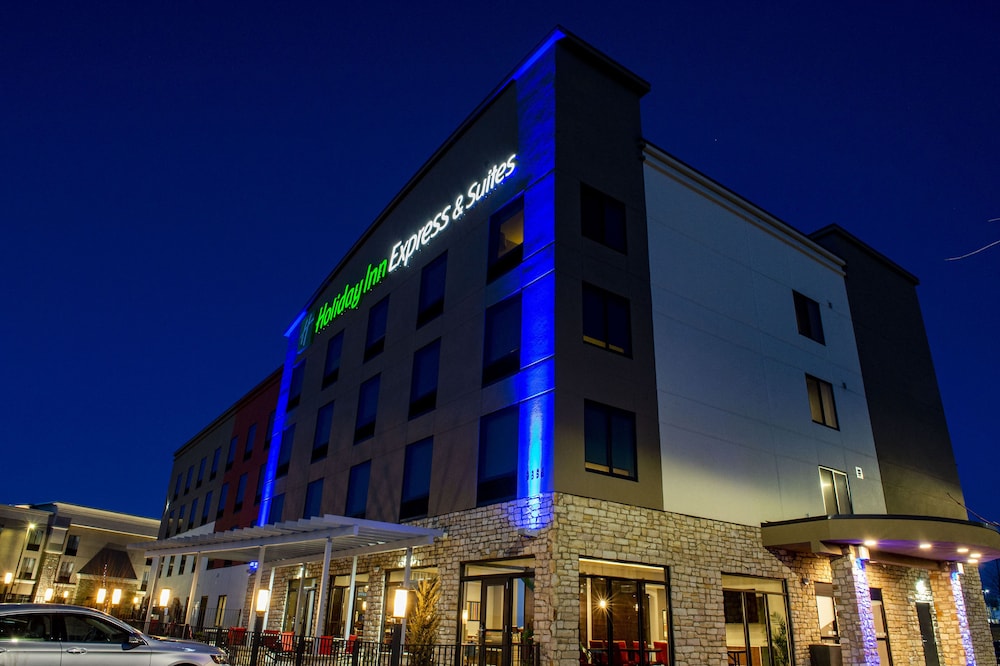 Holiday Inn Express Suites Colorado Springs Afa Northgate 3/56
