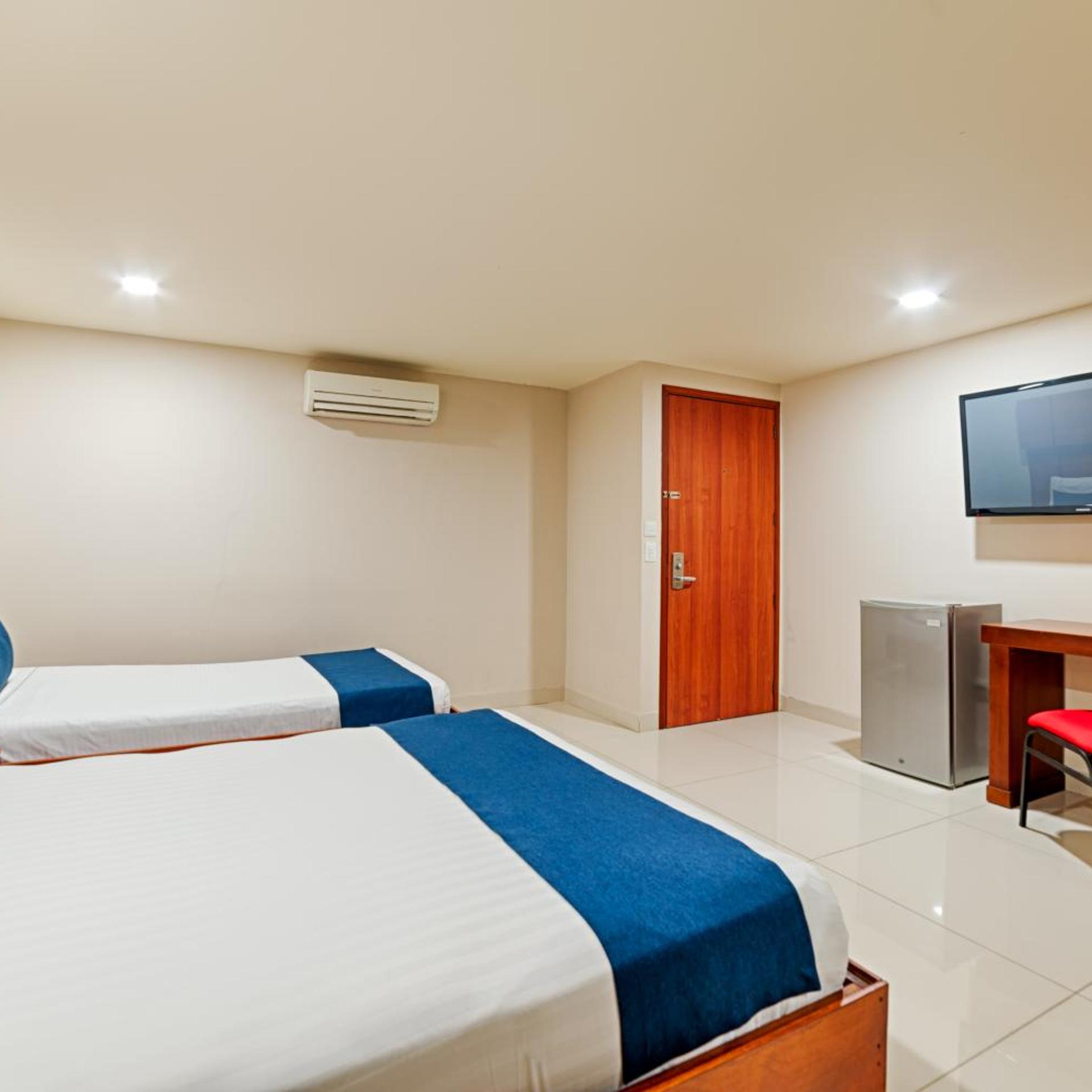 Hotel Caribe 79 9/25