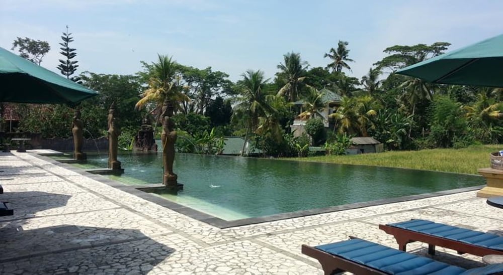 Cendana Resort Spa 9/70
