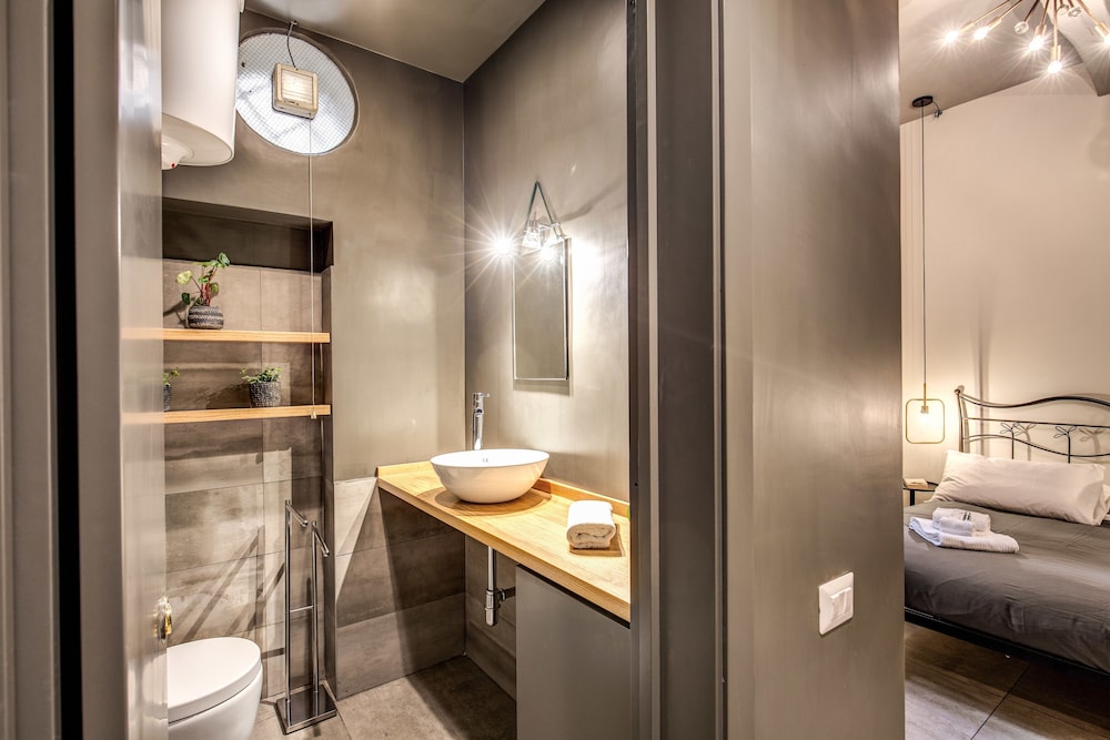 St Eligio Suite 17/21