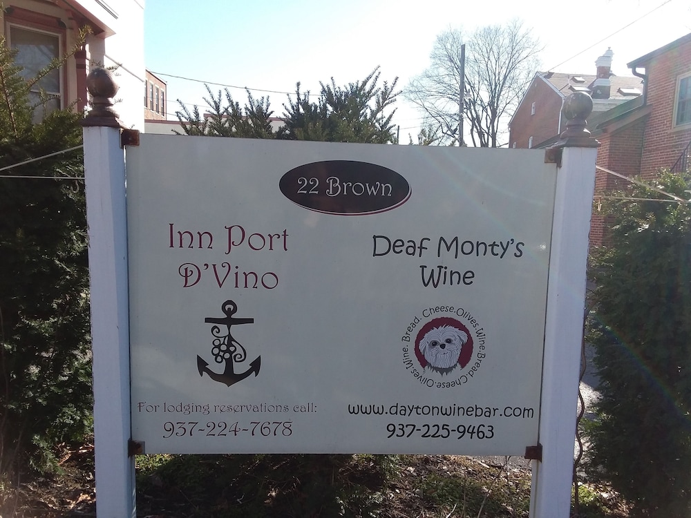 Inn Port Lodging 4/39