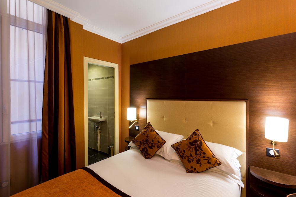 Hotel Saint Honore 18/35