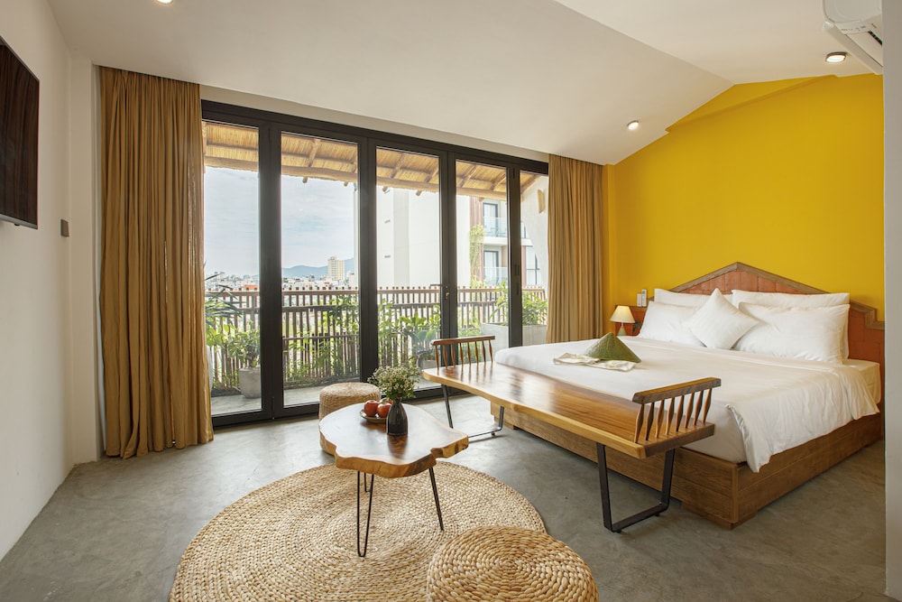 TA Boutique Hotel 8/44