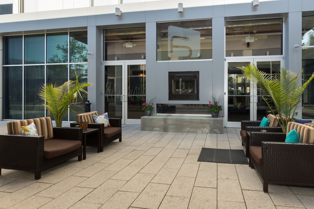 Aloft Charleston Airport & Convention Center 26/36