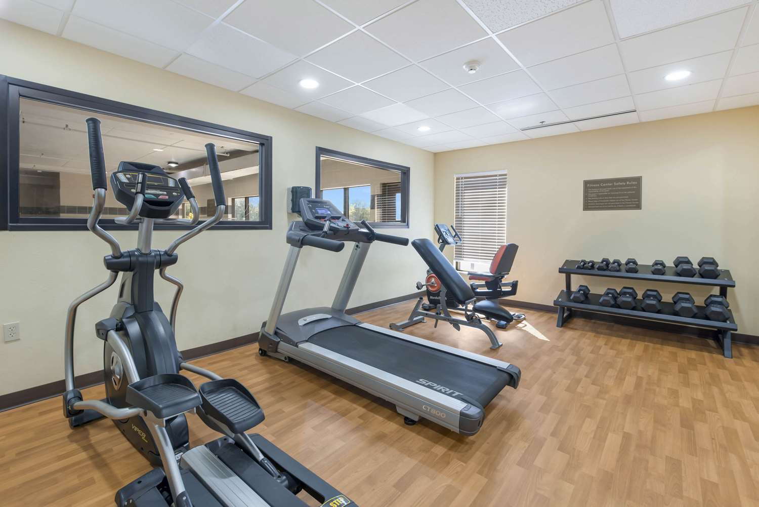 Comfort Inn Grove City - Columbus South 12/23