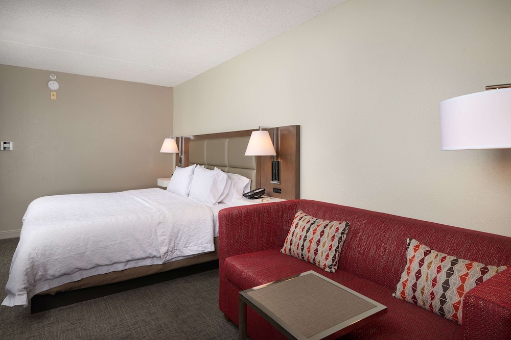 Hampton Inn Phoenix/Glendale/Peoria 18/50
