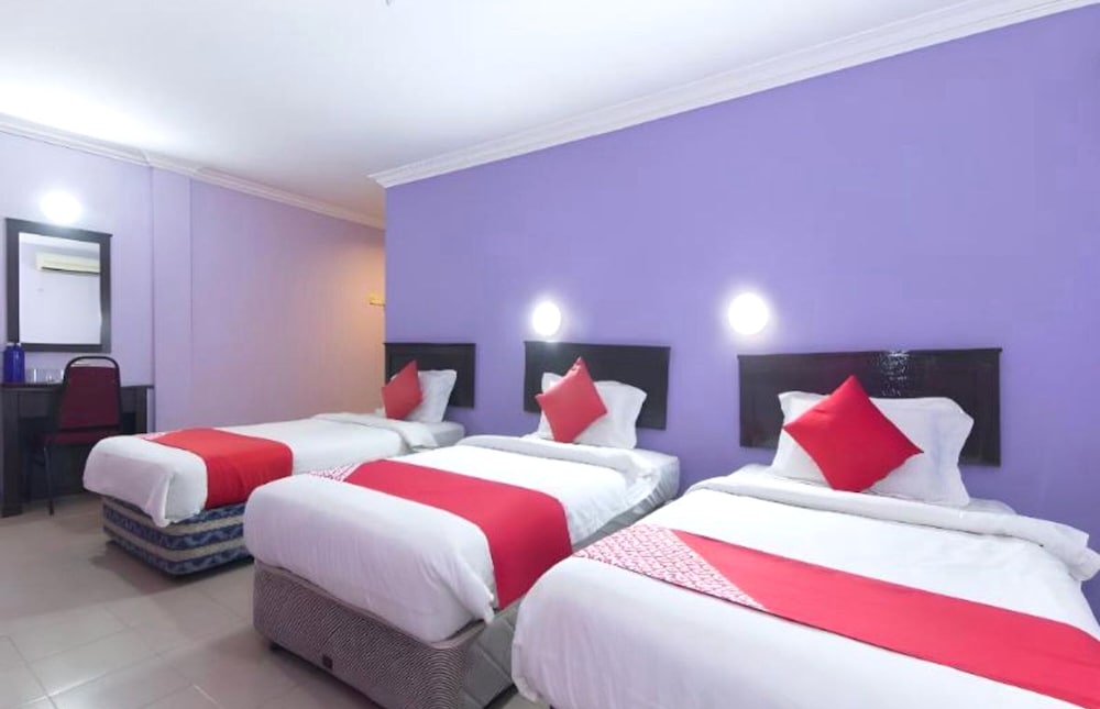 OYO 473 Comfort Hotel 2 18/55