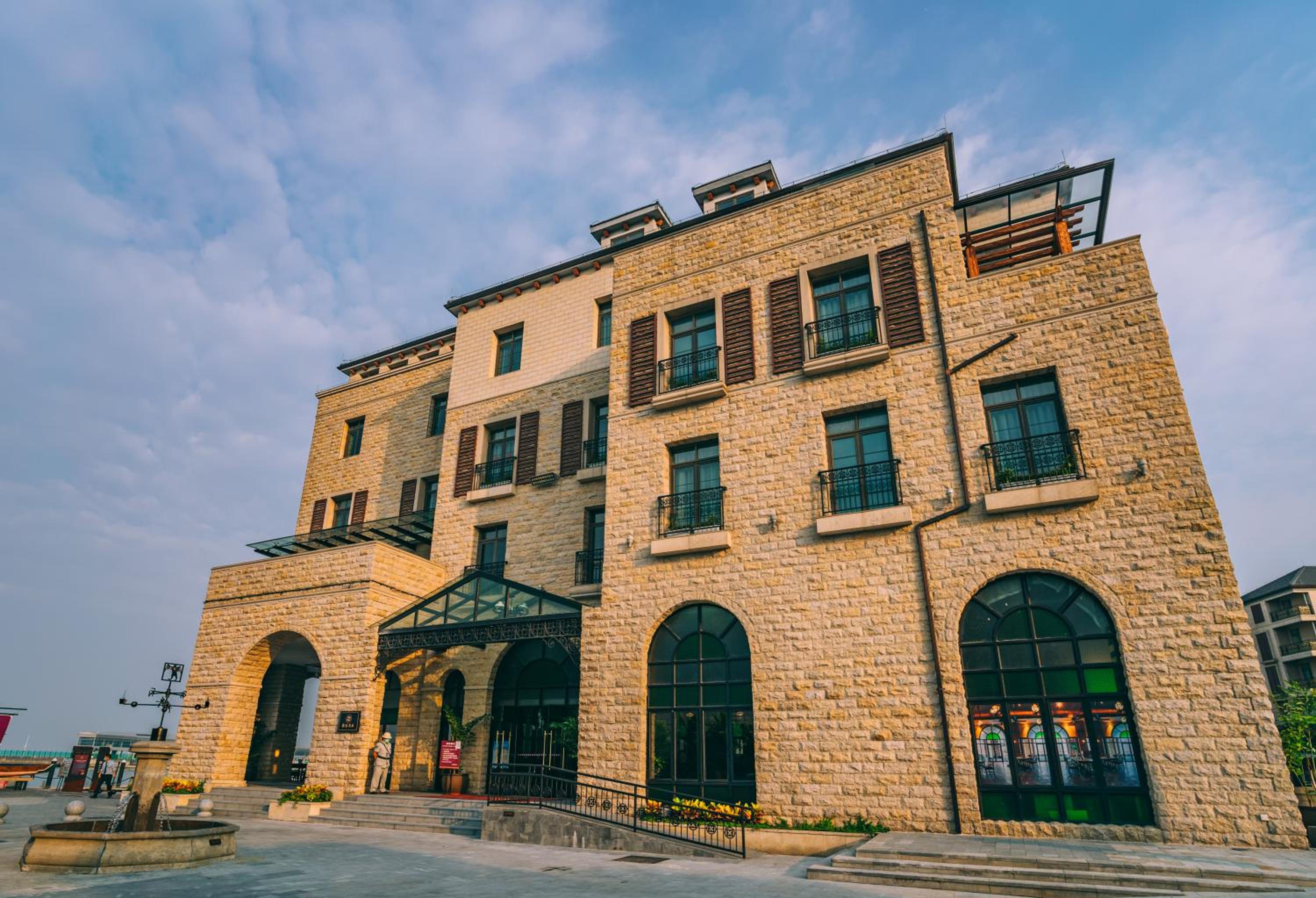 Guangzhou Nansha Stone Inn 2/51