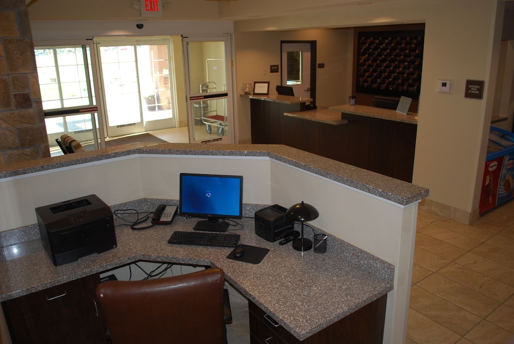 Landmark Suites 31/50