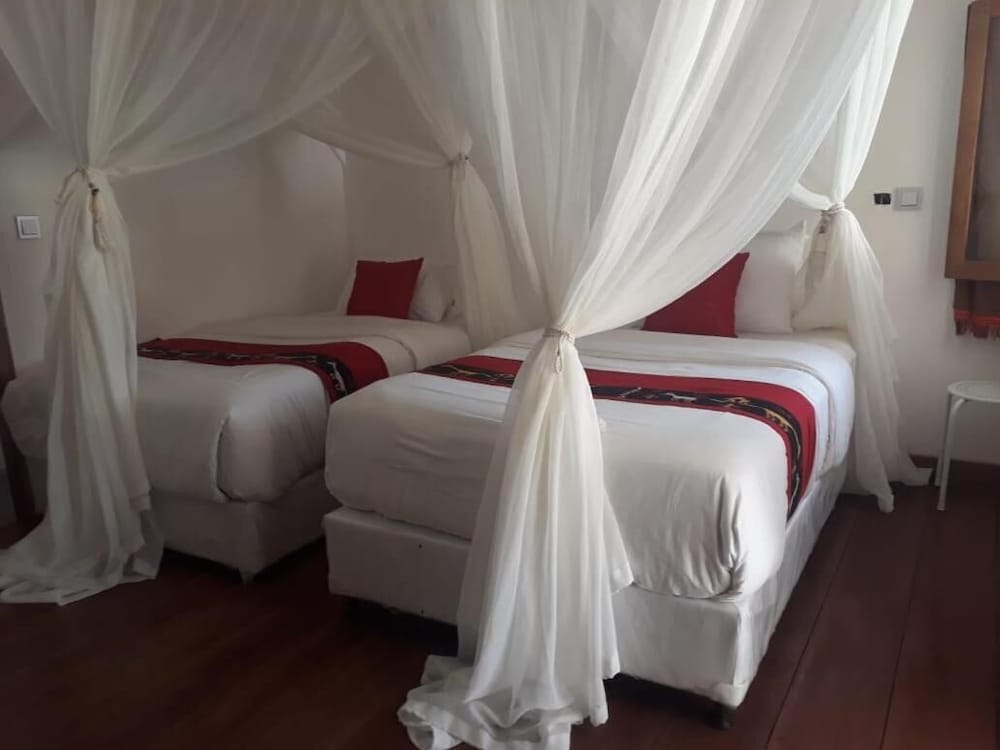 Rua Beach Resort Sumba Island 10/50