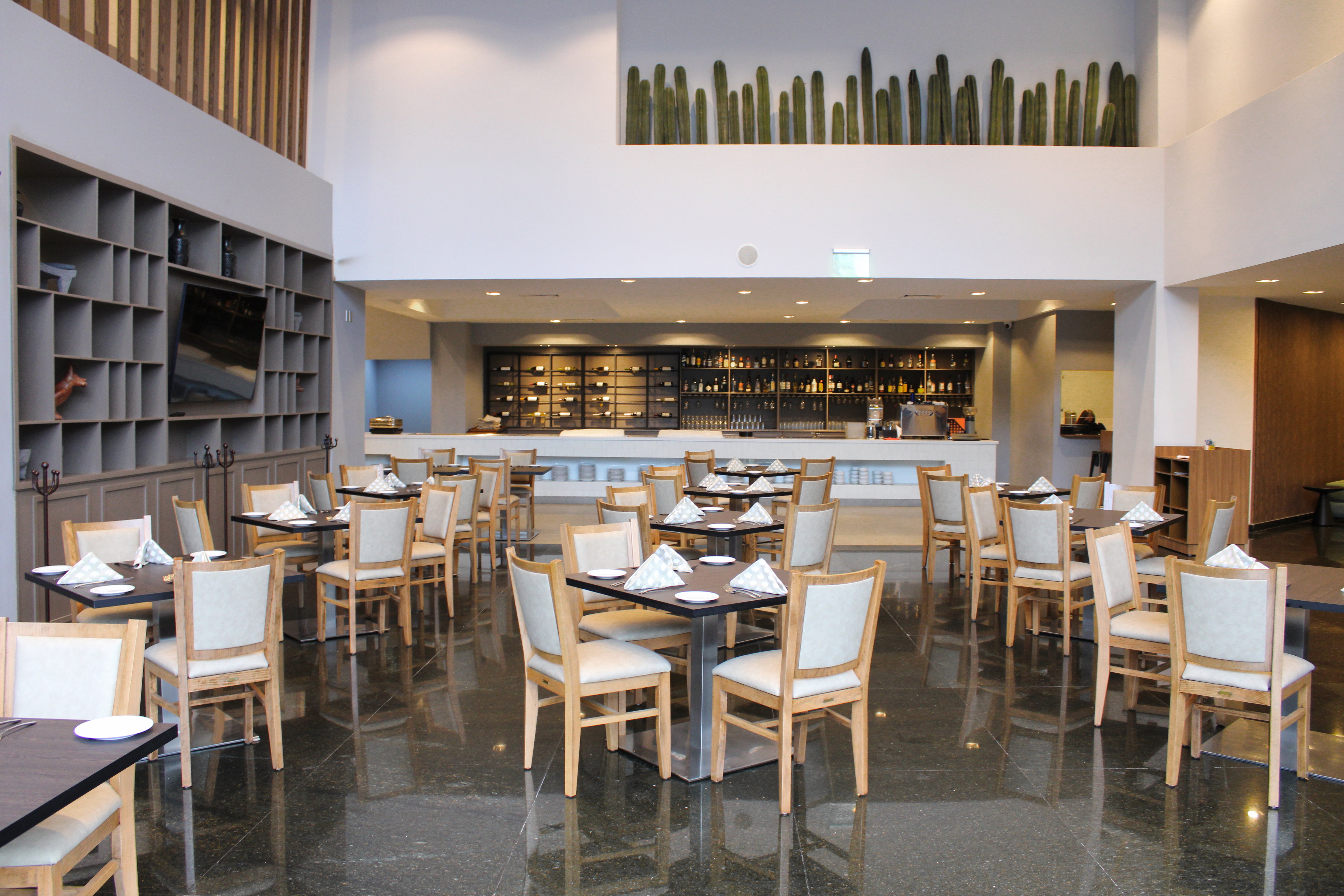 Holiday Inn Mexico Dali Airport 48/80
