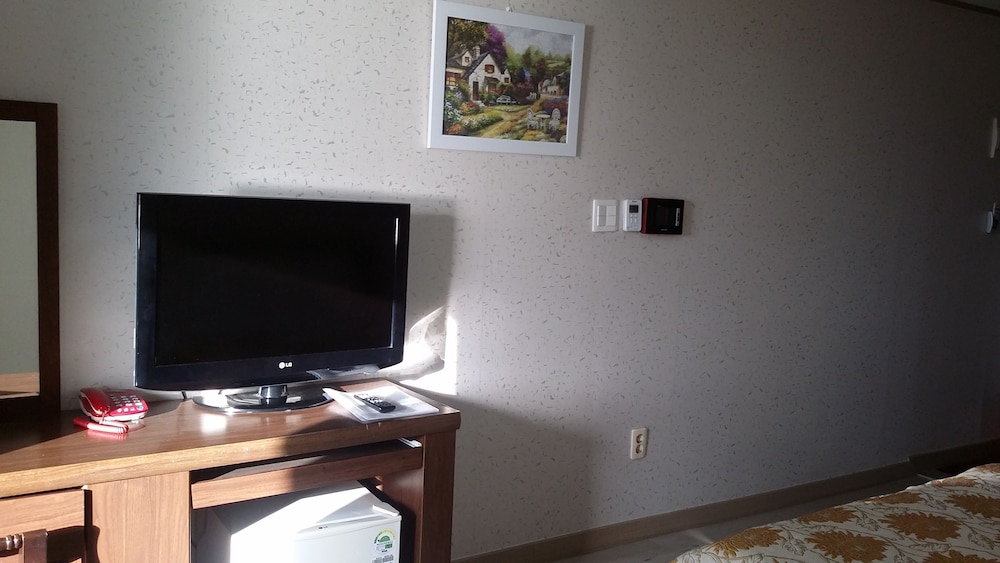 Hera Hotel 18/26