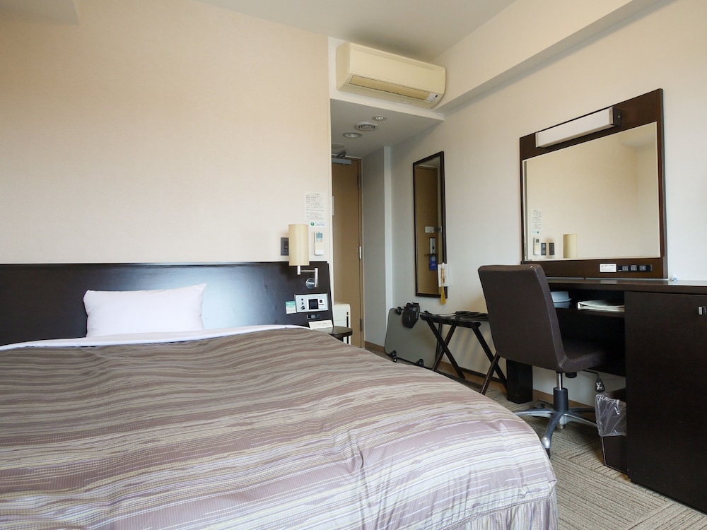 Hotel Route-Inn Koga Ekimae 16/55
