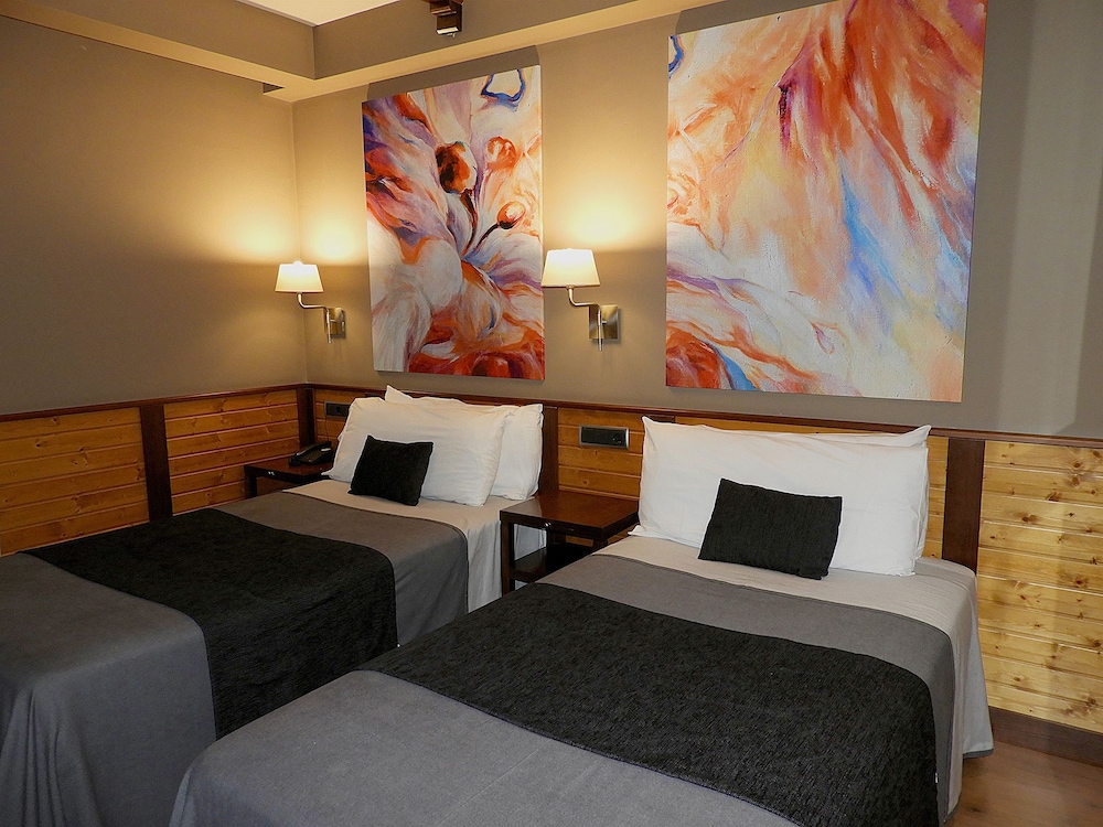 HOTEL & SPA BALFAGON 44/69