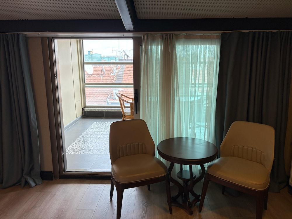 Valens Hotel Downtown 52/66