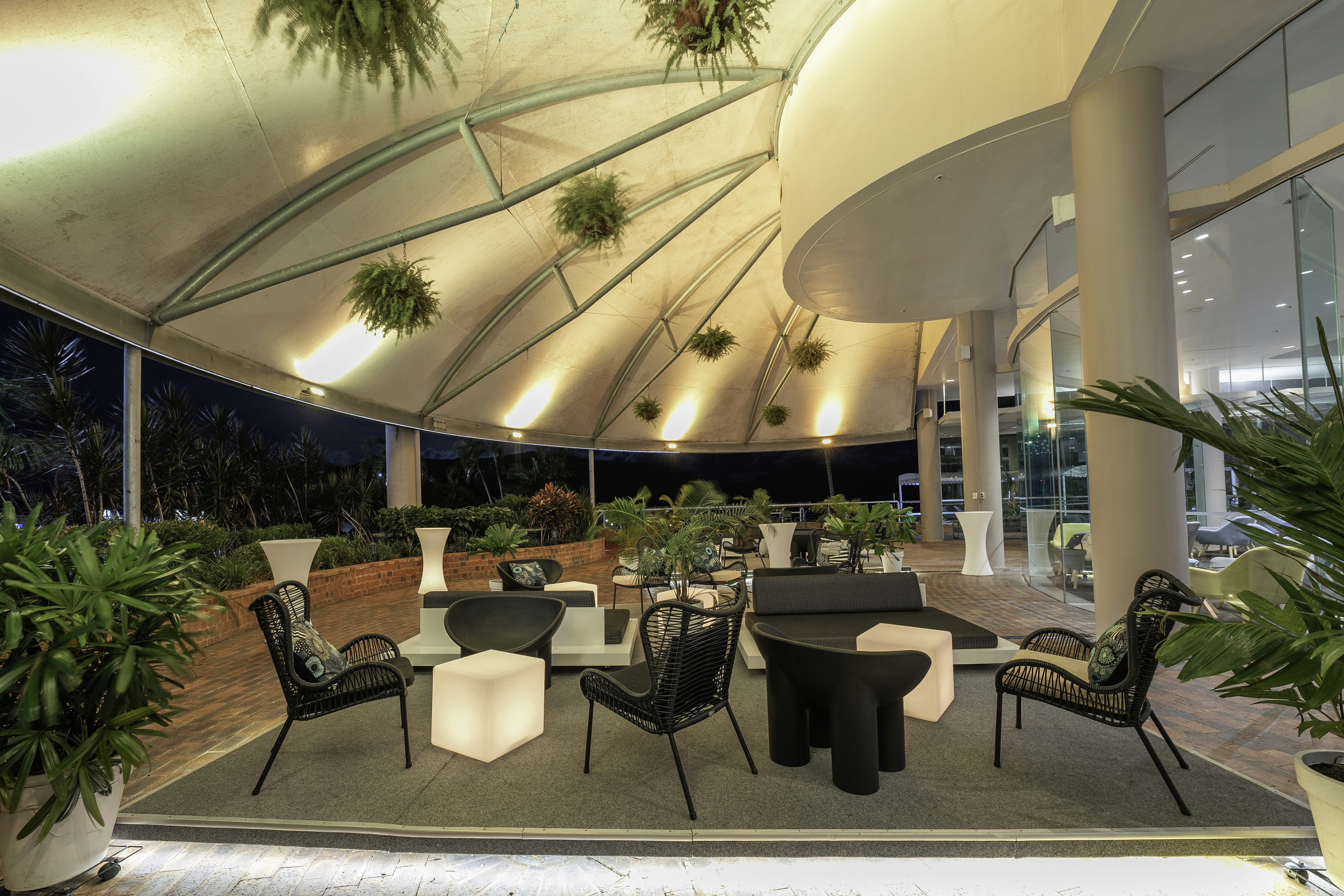 Hilton Cairns Hotel 55/85