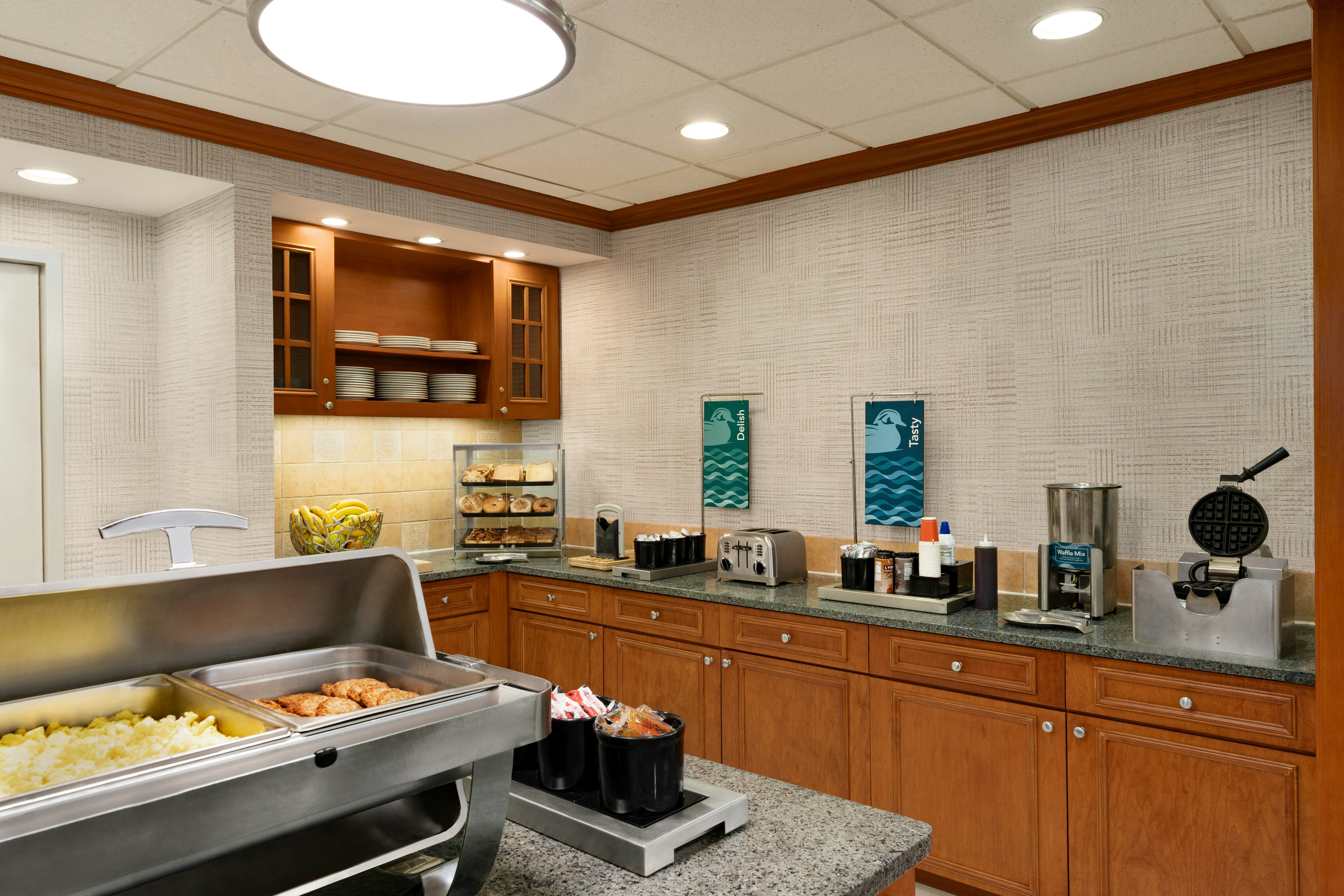 Homewood Suites by Hilton Allentown-Bethlehem Airport 38/38