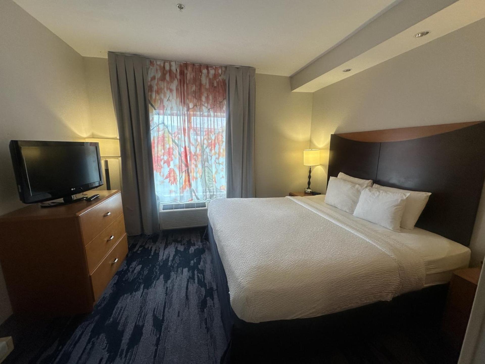 Studio, King Bed, Sofa