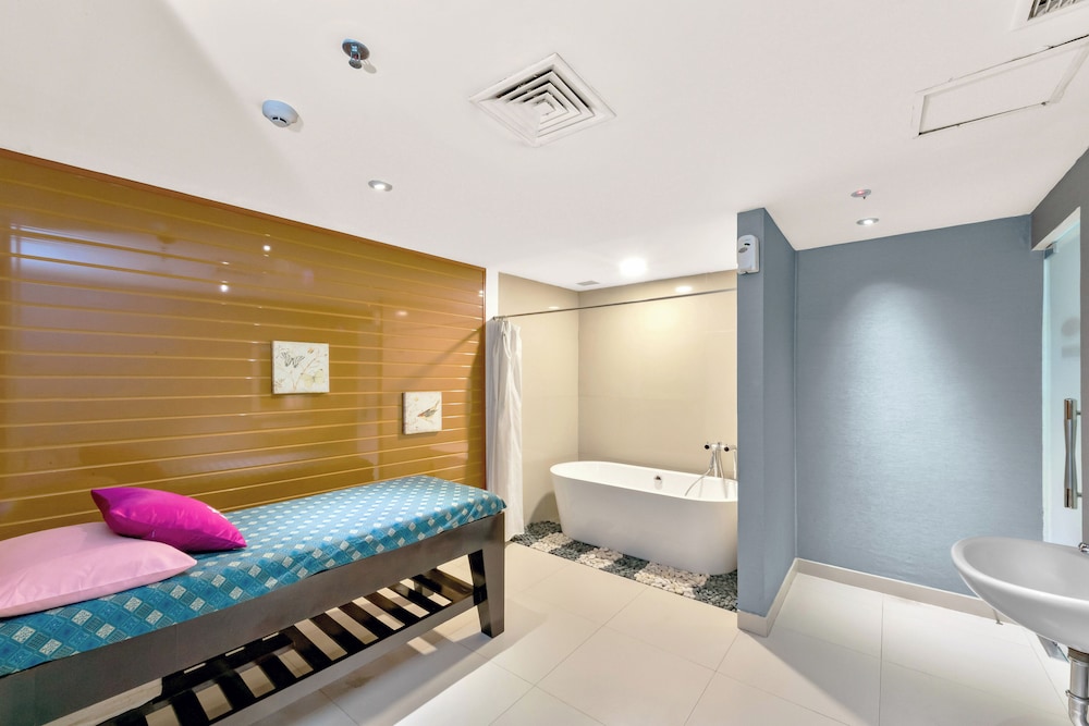 Hotel Ciputra Cibubur managed by Swiss-Belhotel International 33/75