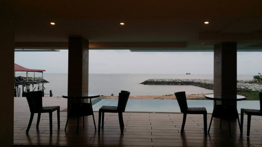 Nantra Pattaya Baan Ampoe Beach 35/40