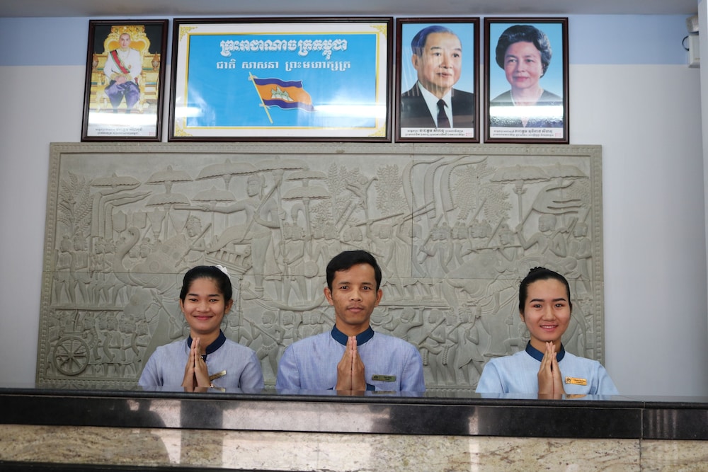 Starry Angkor 6/50