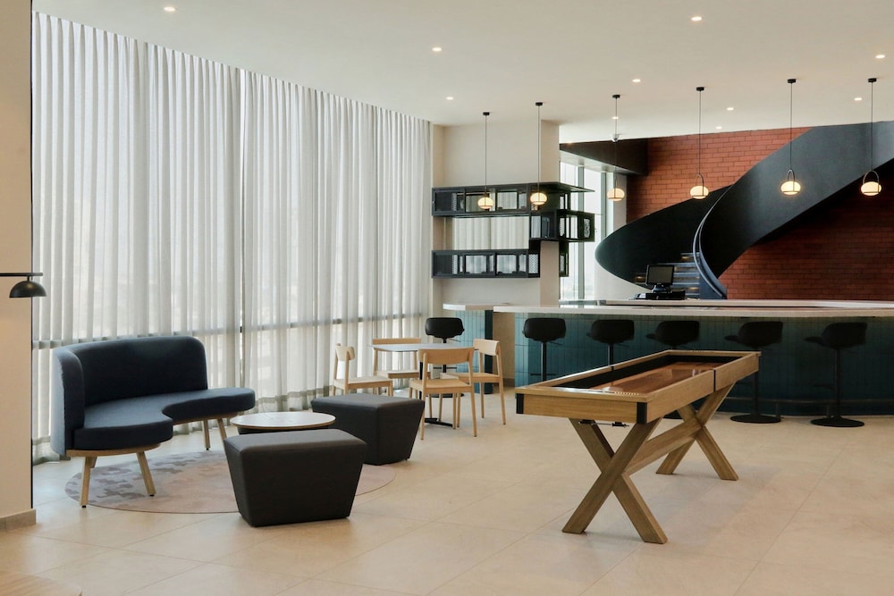 City Express Plus by Marriott Monterrey Centro 35/57