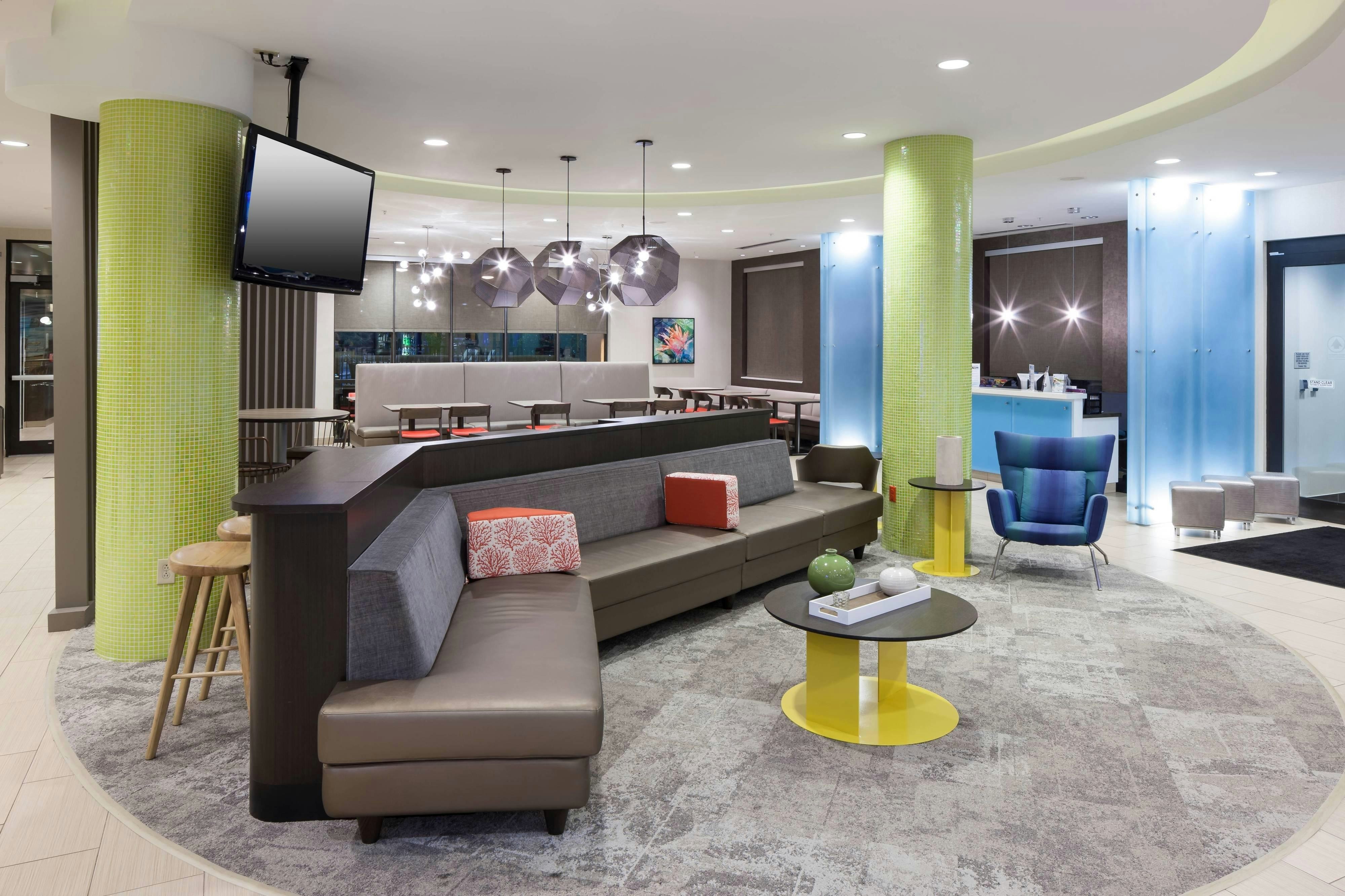 Springhill Suites by Marriott Orlando at Seaworld 4/8
