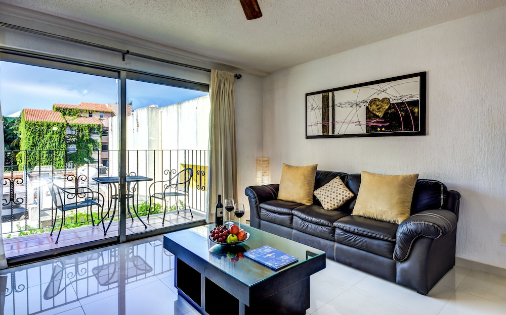 Suites Corazon 27/50