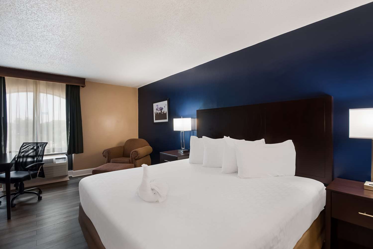 Room, King Bed, Executive Level