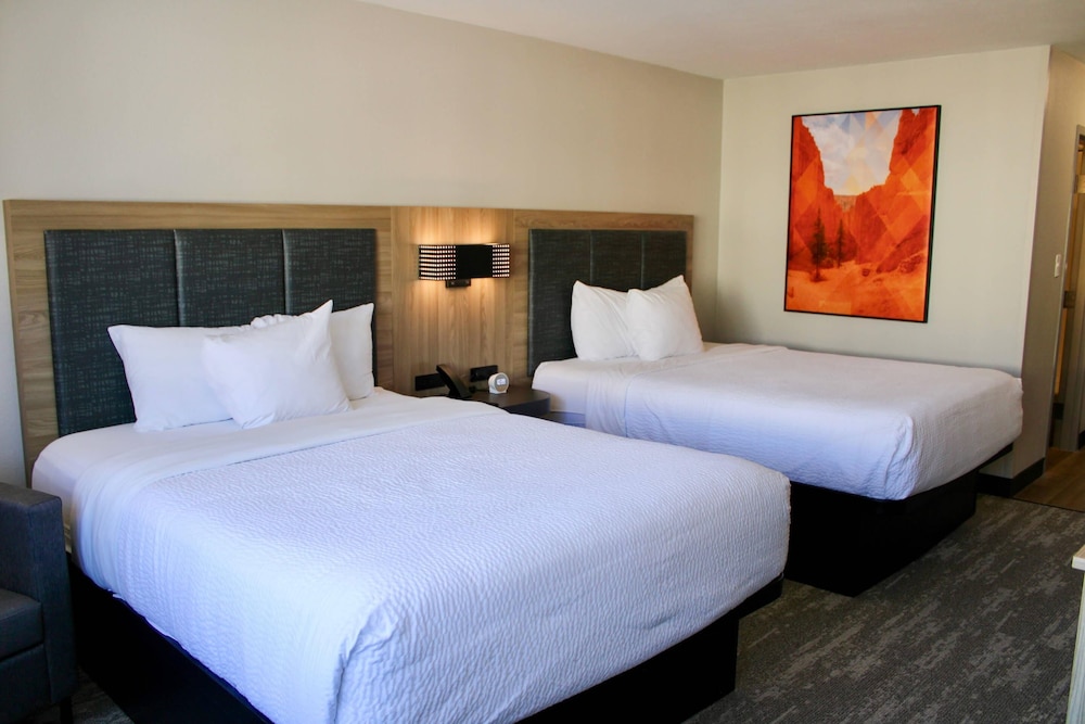 غرفة بسريرين كوين لذوي الإعاقة، The Cairn Hotel 2/3