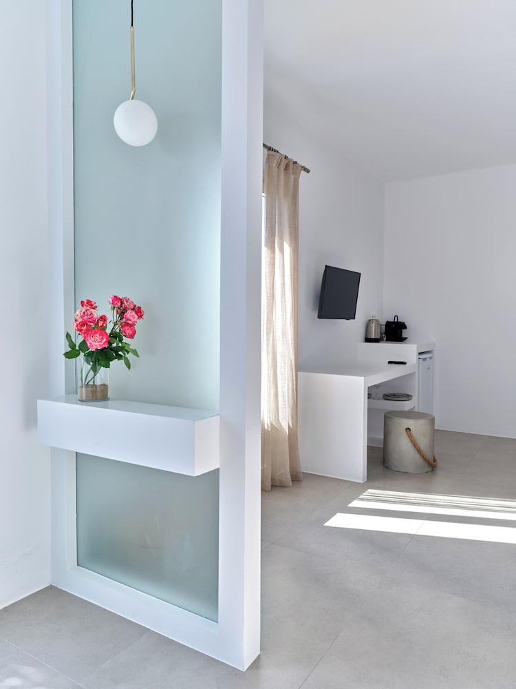 BLUE MARE VILLAS 9/48